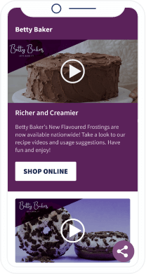 Una landing page con QR Code che mostra una playlist video di ricette e un pulsante per acquistare il prodotto alimentare online.